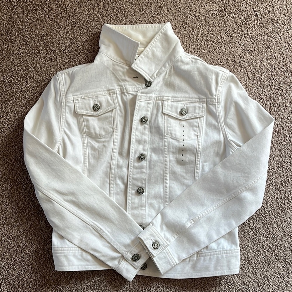 New gap jeans white jacket